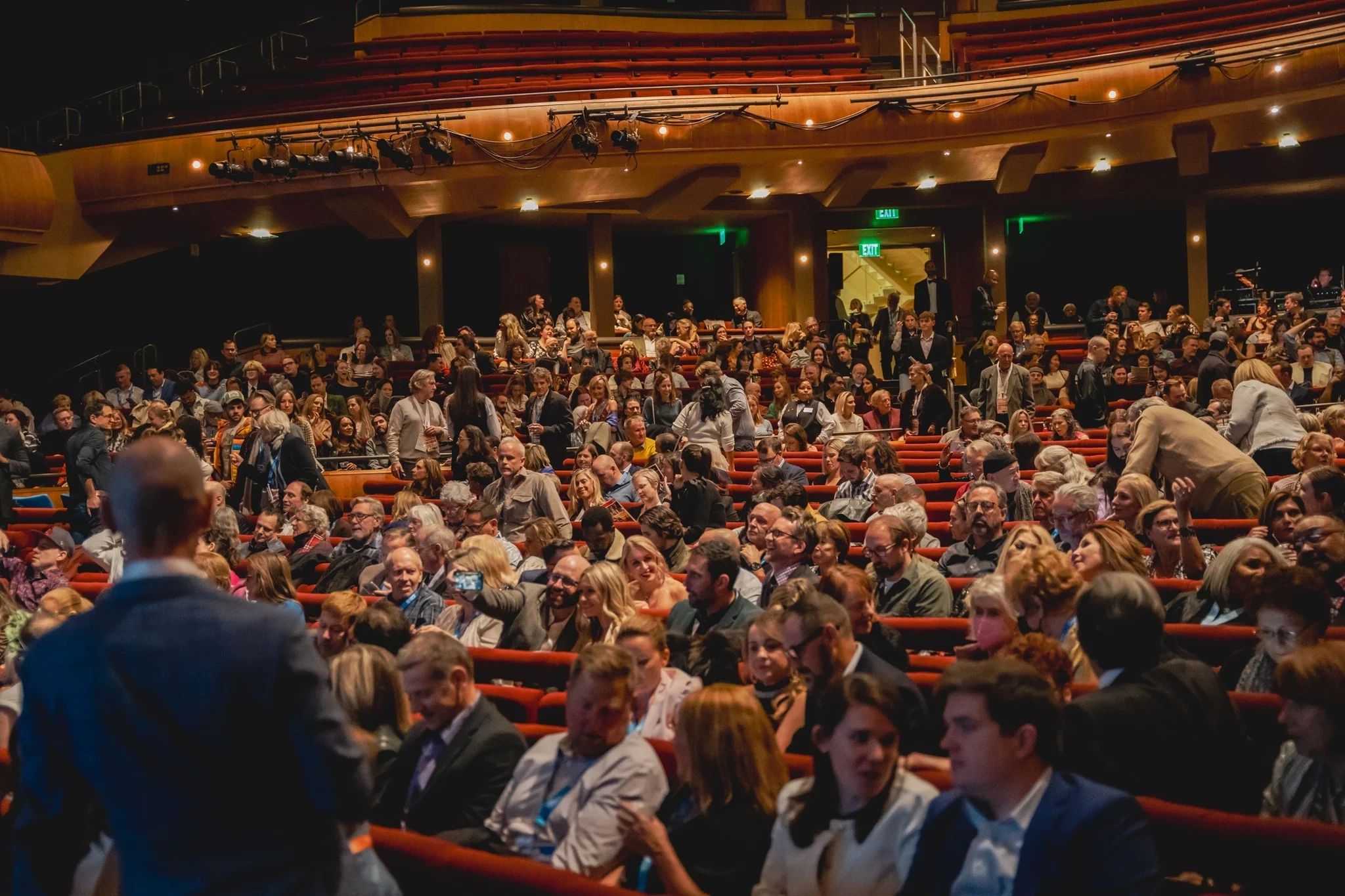 每日大赛｜动漫大赛欢迎投稿国际电影节观众热烈反响现场